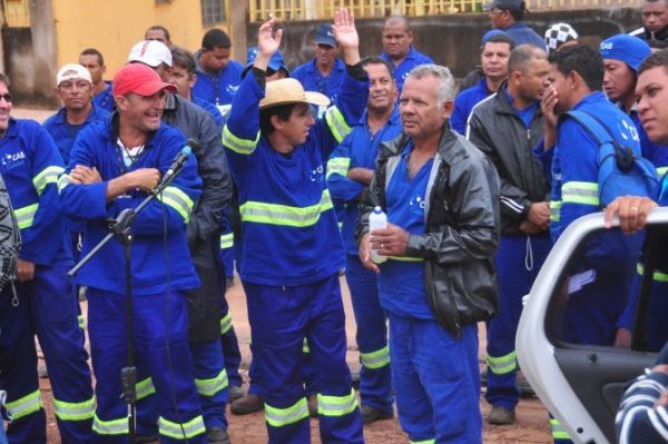 Trabalhadores da CAB fazem acordo e encerram greve iniciada quarta-feira