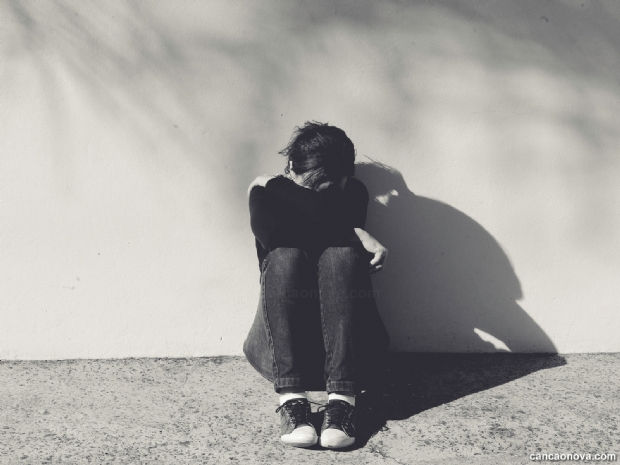 Saber diferenciar tristeza e depresso  fundamental para procurar ajuda, afirma especialista