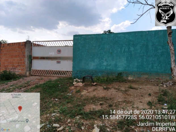 Polcia localiza casa usada para esconder veculos roubados e recupera Etios em Cuiab