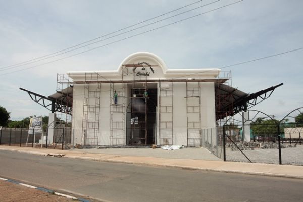 Com investimento de R$ 2,78 milhes, Prefeitura inaugura novo cameldromo