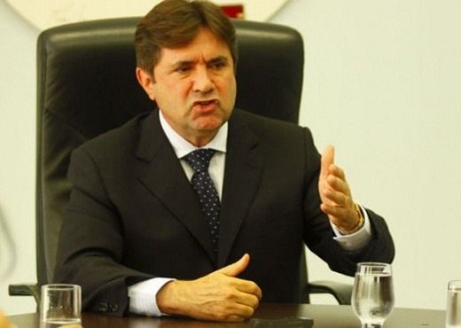 Ex-secretrio de Administrao ir cuidar da prestao de contas da campanha de Riva ao governo