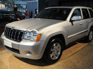Chrysler faz recall de 1.877 unidades do Jeep Grand Cherokee no Brasil