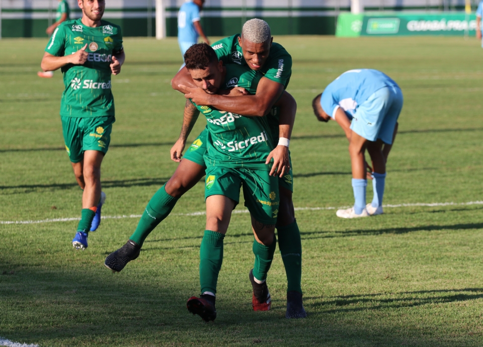 Cuiab goleia Paysandu por 5 a 0 e conquista a liderana do grupo no Brasileiro Aspirantes