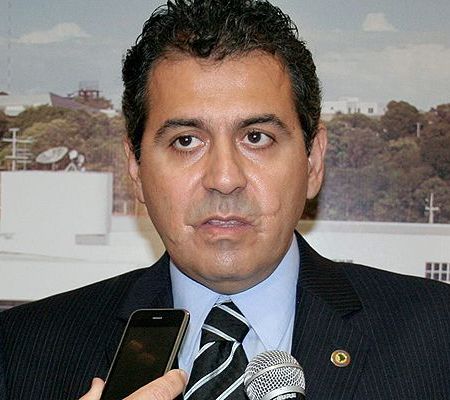 Vice-prefeito rompe com Farias e Democratas apia Daltinho em Barra