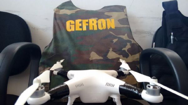 Bandidos usavam drone para jogar drogas e celulares em presdio