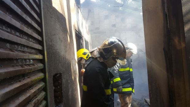 Incndio destri casa de idosa de 78 anos em bairro de Cuiab;   veja fotos 