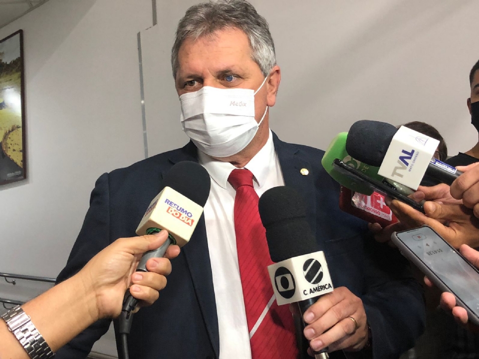 Dilmar defende que PLDO seja votada em 1 e comemora conquista da base de RGA de 6,5%