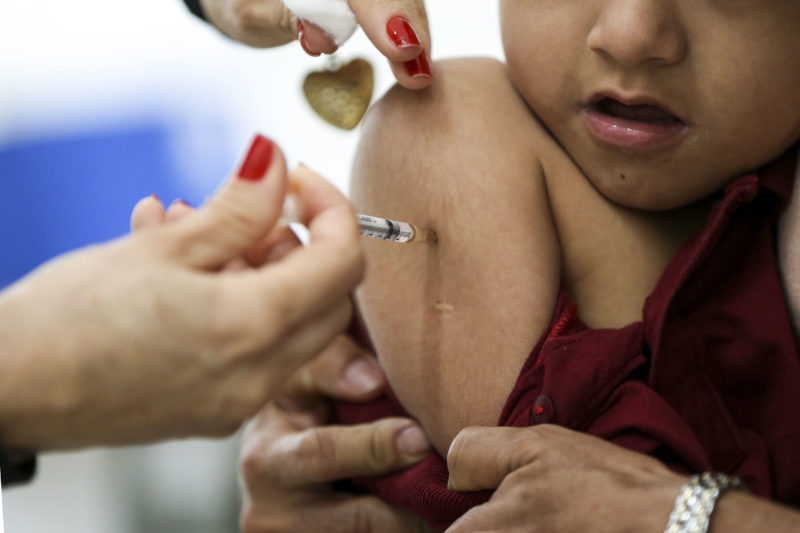 ​Infectologista destaca importncia da vacinao e orienta pais sobre o momento de buscar atendimento mdico