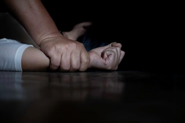 Adolescente de 13 anos é vítima de estupro coletivo durante festa de  Réveillon :: Notícias de MT | Olhar Direto