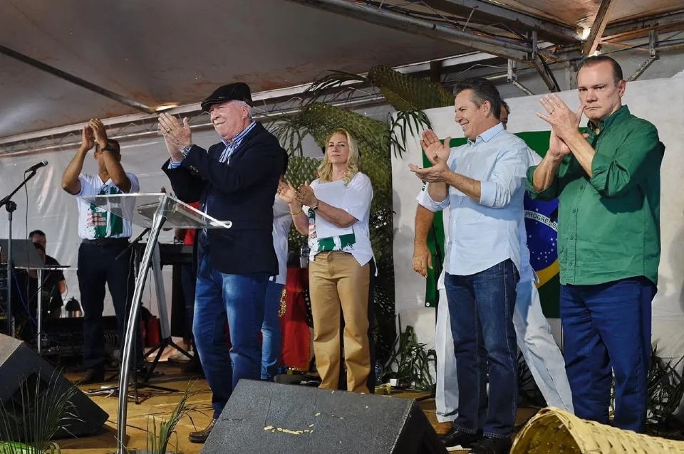 Bolsonaro refora apoio a Mauro e Wellington: 