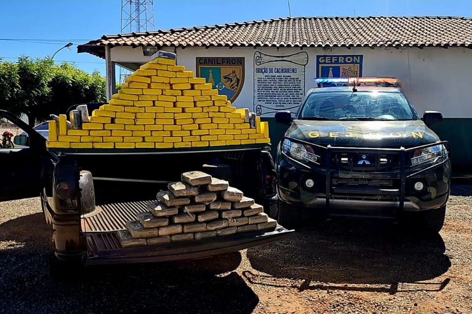 Polcia apreende 107 kg de cocana avaliada em mais de R$ 2,6 milhes