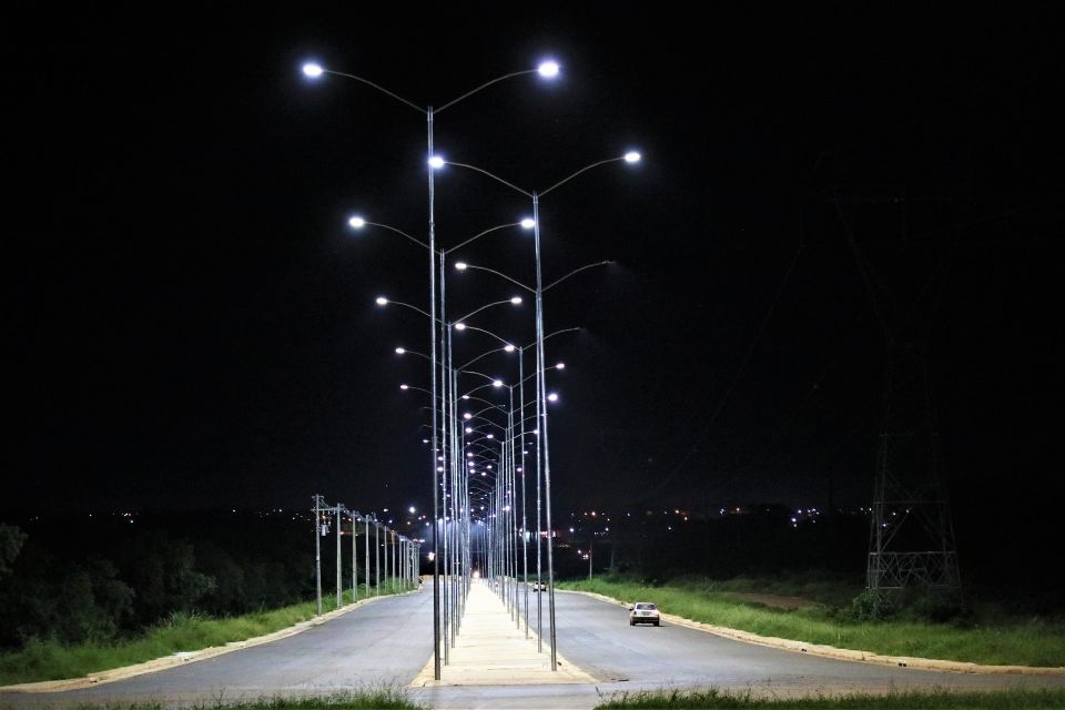 TCE mantm suspenso processo licitatrio de compra de lmpadas de LED da Prefeitura de Cuiab