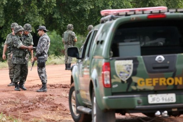 Dois morrem em troca de tiros com policiais do Gefron na fronteira