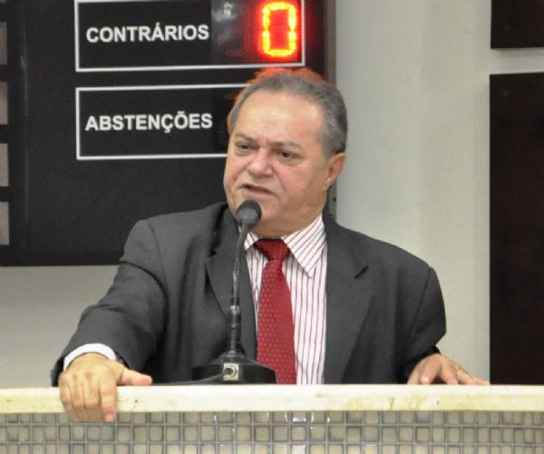 'Esse governador a  uma piada', dispara vereador do PMDB sobre postura do governador Silval Barbosa