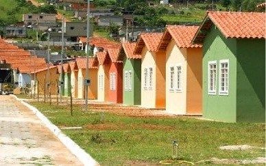 Prefeitura de Vrzea Grande pretende entregar mais de duas mil casas em 2014