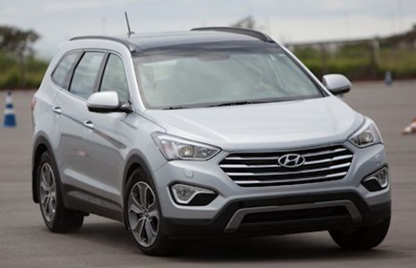 Com capacidade para sete, Hyundai Grand Santa Fe chega por R$ 187 mil