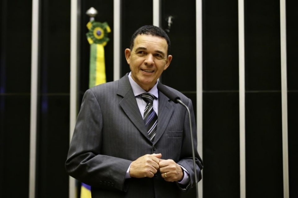 Bolsonarista, Juarez reitera apoio a Neri e minimiza aliana com Lula