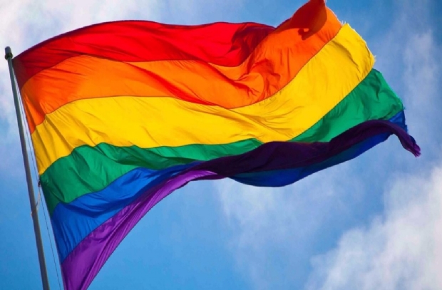 Denncias de crimes de homofobia dobram em 2020 em relao ao mesmo perodo de 2019