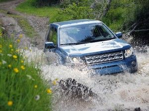 Land Rover faz recall do Freelander 2 no Brasil
