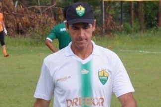 Treinador Luciano Dias foi demitido aps o jogo