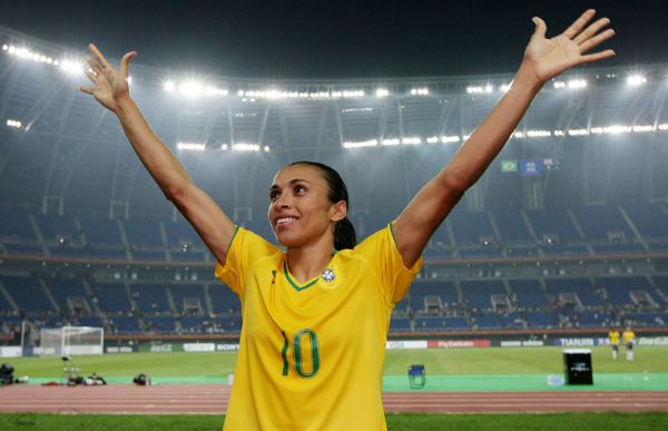 Seleo brasileira feminina que disputar Olmpiadas negocia amistoso na Arena Pantanal; Marta em campo