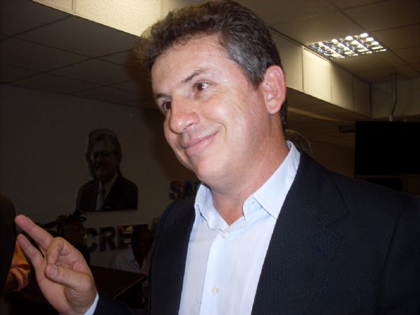Assessoria de Mauro Mendes ajuiza recurso para revogar escolha da TVCA como geradora de programa em VG
