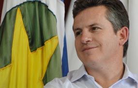 Mendes visita Palcio Paiagus e conversa com Lacerda na Casa Civil