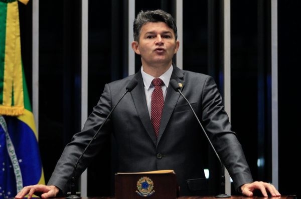 Medeiros rebate Z do Ptio por crtica a Bolsonaro e diz que prefeito parece gato: 