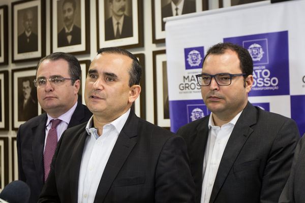 Os secretrios Paulo Brustolin, Julio Modesto e Marco Marrafon destacaram crise nacional e impactos do RGA nas finanas do Estado