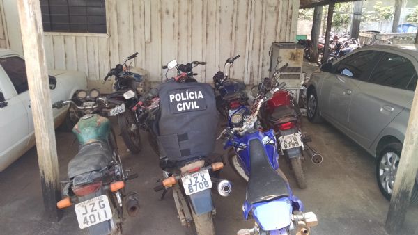 Polcias recuperam cinco motocicletas furtadas da Ciretran de So Jos do Rio Claro