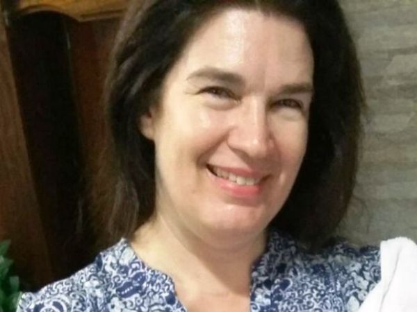 Esposa de PM morta na porta de casa com tiro na nuca  sepultada em SP