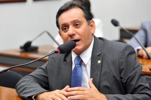 Nilson Leito ''costurou'' por cima, na Executiva Nacional do PSDB, para no perder o  diretrio estadual