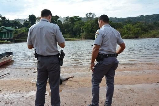 Homem morre ao tentar atravessar rio para pescar