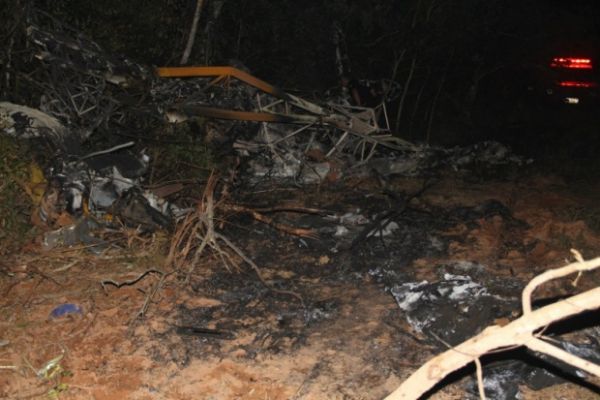 Piloto morre aps aeronave cair e pegar fogo em Mato Grosso