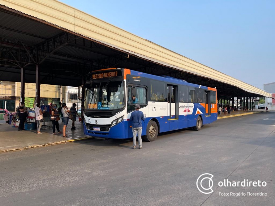 nibus comprados por prefeituras de Cuiab e VG so incompatveis com estaes e terminais do BRT