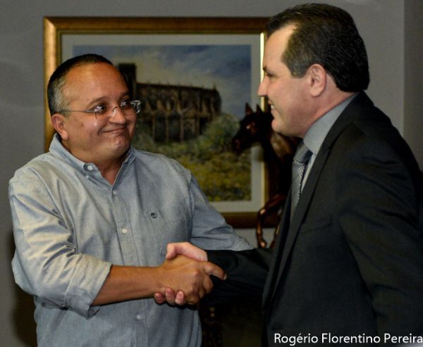 Governador diz que Taques vai auditar contratos de empresrios que o ajudaram na campanha