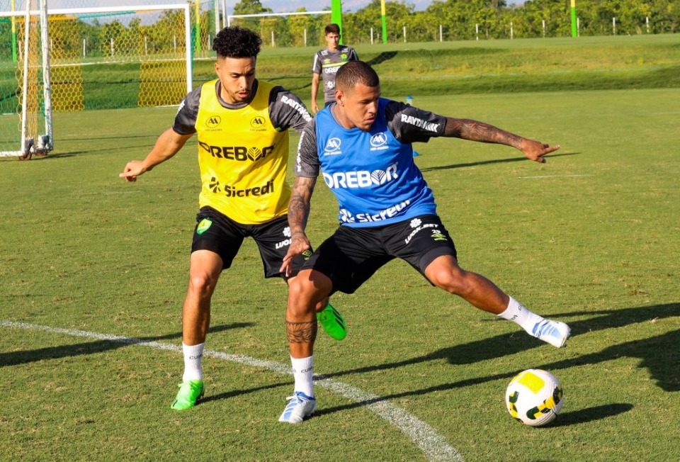 Cuiab inicia preparativos para ltimos jogos no Brasileiro com desfalques de Marllon e Antnio Oliveira