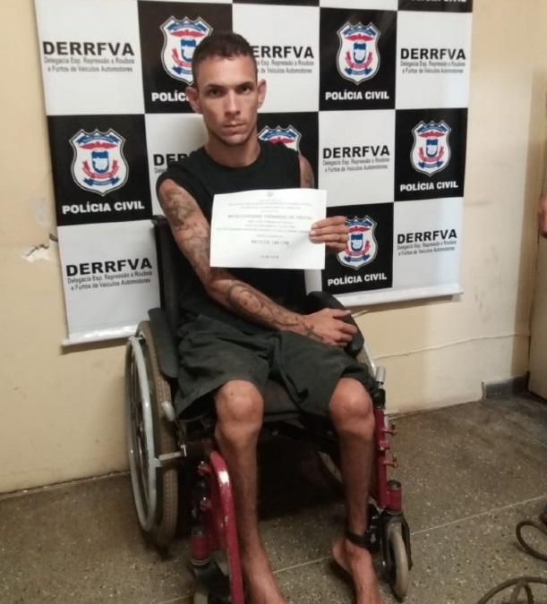 Cadeirante com tornozeleira  preso aps roubo de Pitbull em chcara de advogado