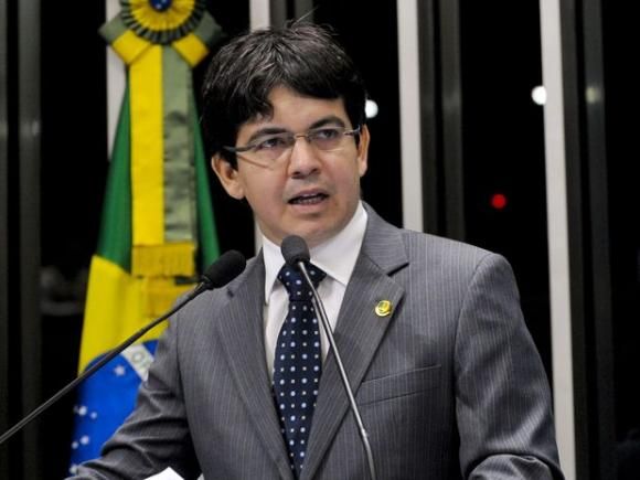 Senador Randolphe Rodrigues (PSOL-AP)