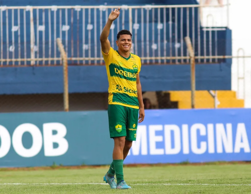 Rikelme  o mais jovem do Cuiab a marcar na Srie A do Brasileiro e nico convocado para a seleo brasileira