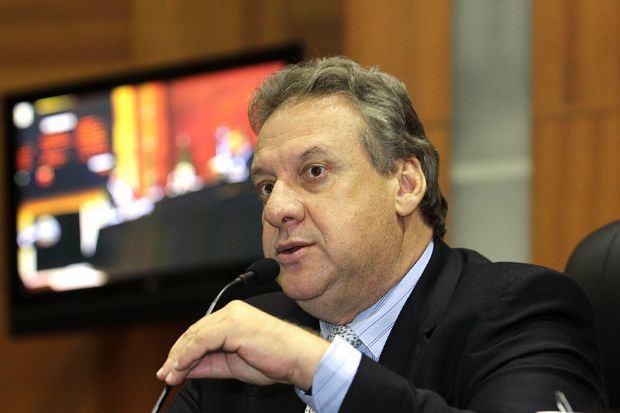 Relator da PEC do Teto considera absurdo que governo de MT repasse R$ 200 mi para bancar poderes