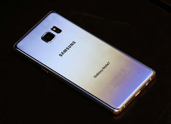 Samsung encerra produo e suspende vendas do Galaxy Note 7