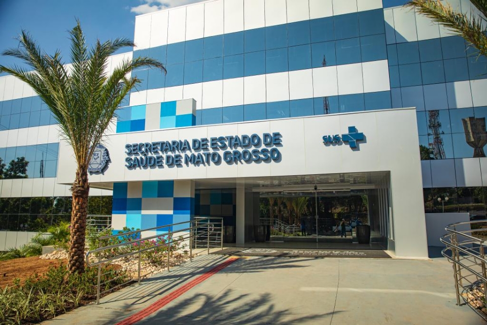 Secretaria abre edital com mais de 70 vagas para Hospitais Regionais; salrios chegam a R$ 6 mil