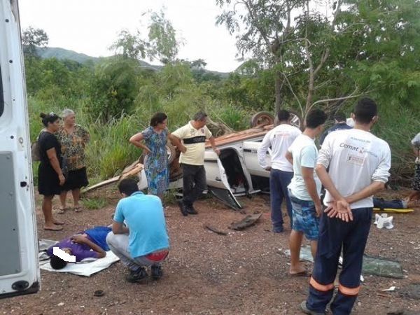 Coliso deixa sete pessoas feridas na estrada para Chapada dos Guimares