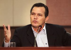 Governador Silval afirma ter repassado 64% a mais ao MT Sade por 'dvidas herdadas'