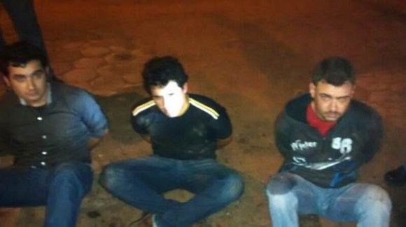 Homens so presos durante tentativa de arrombamento a caixa eletrnico em Poxoru