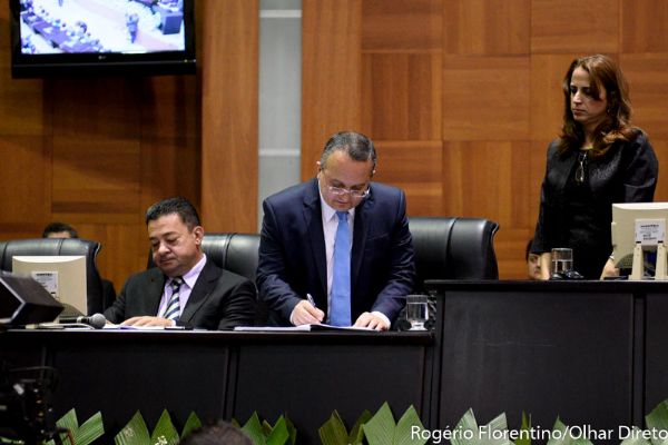 Deputados governistas enfim avaliam seriamente tese pr unidade defendida por Taques, mas sinalizam recuo