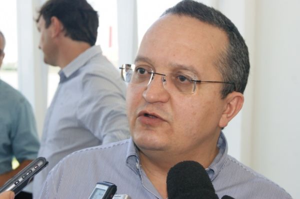 Pedro Taques anuncia secretrios de infraestrutura e Cidades amanh; Zaque descartado