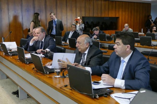 Senador Cidinho Santos defende reforma do pacto federativo