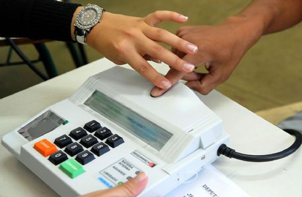 Biometria em Rondonpolis provoca atrasos na hora de votar